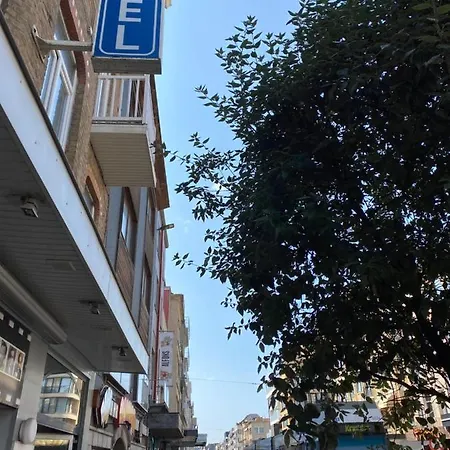 Hotel Artiste De Panne