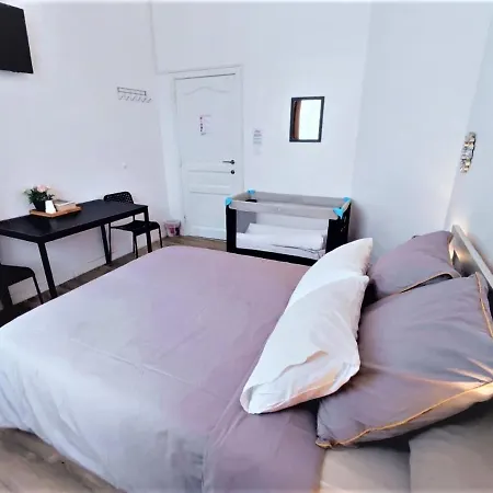 Hotel Artiste *